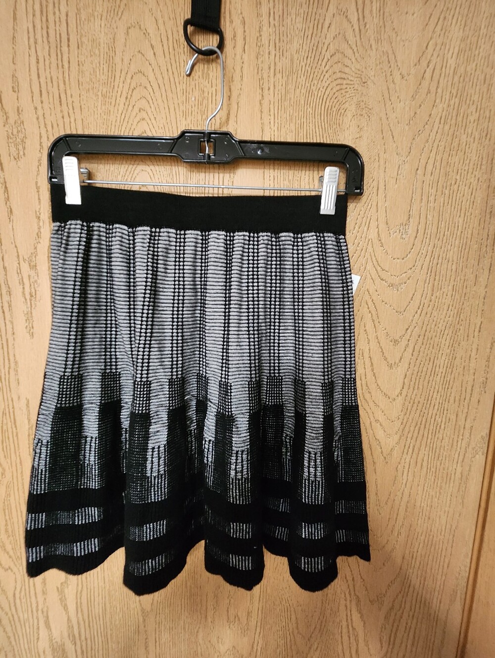 Max Studio Black and Gray Patterned Mini Swing Skirt